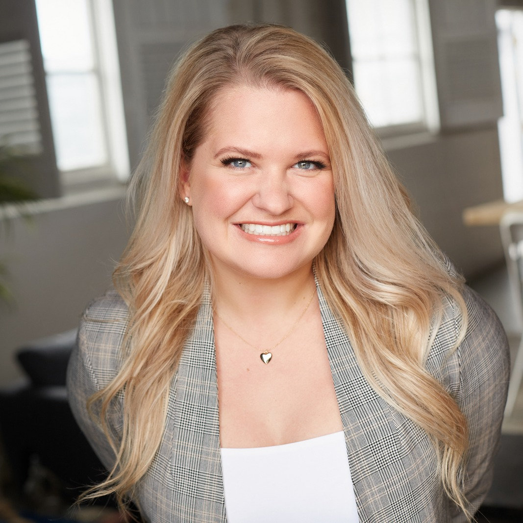 Kendra Frias Mortgage Broker Calgary, Alberta