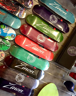 ZINON MARQUE DE SKATEBOARD MADE IN FRANCE