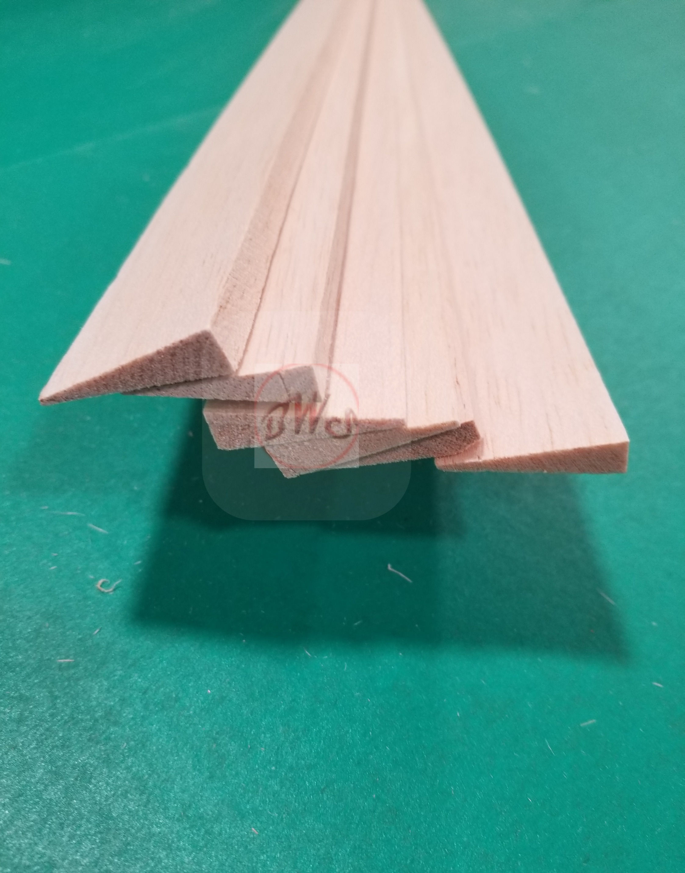 Trailing Edge 5/16 x 1-1/4 x 36"