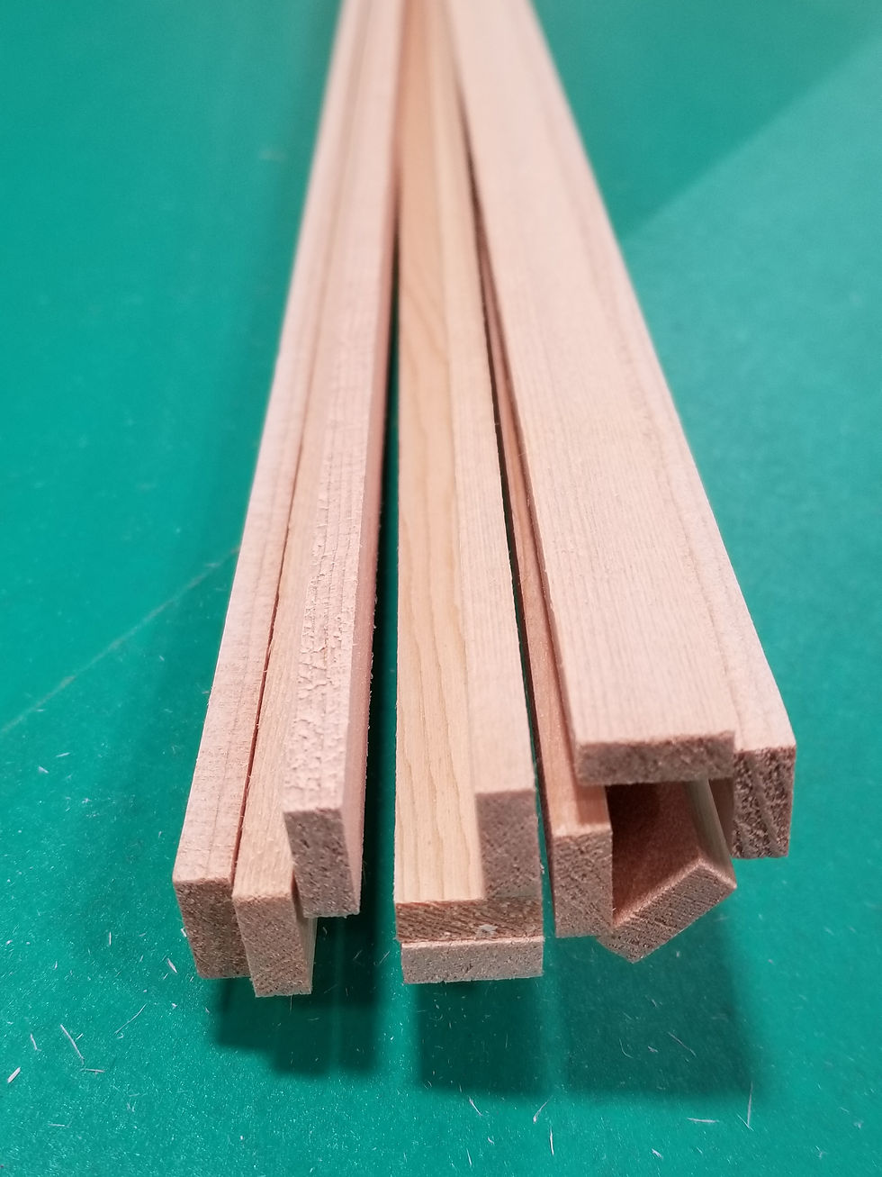 Spruce 3/16 x 1/2 x 36"