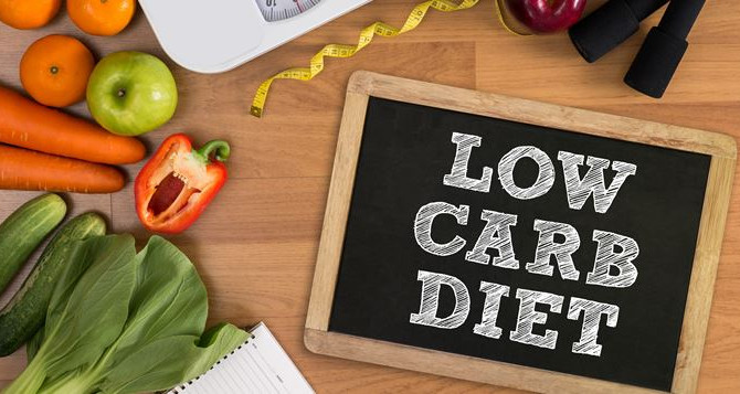 Je veux maigrir : moins de glucides ou moins de calories? Ce que dit la science...