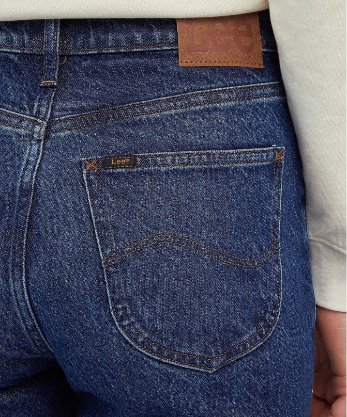 תמונה ממוזערת: Lee CAROL DARK