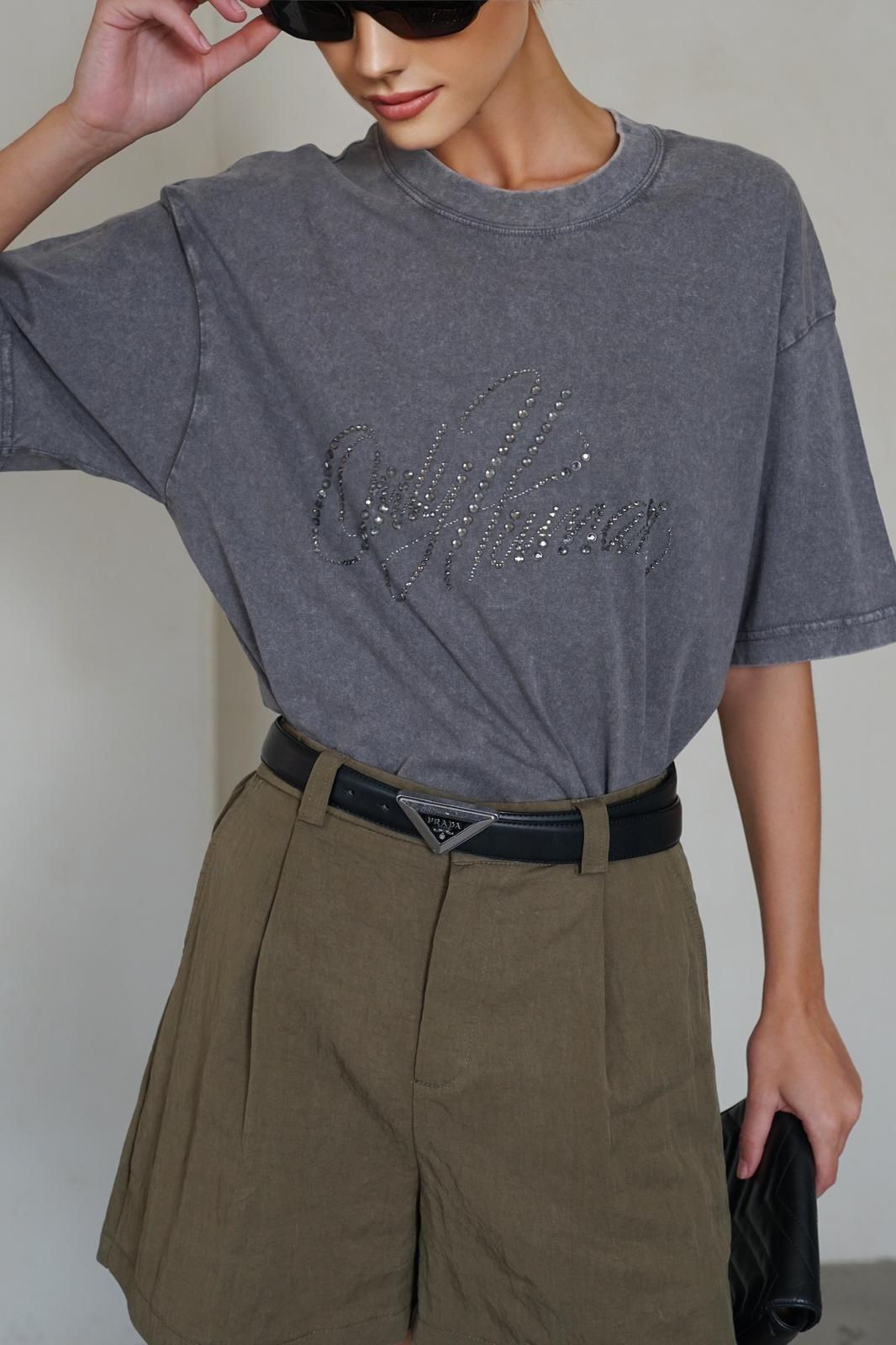 טריקו ONLY HUMAN ווש