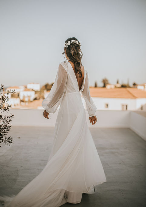 brides. bride. annakara. brideswings. annakarabridal. bridaldress. weddingdress.