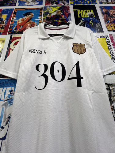 Lamine Yamal x FC Barcelona 304 (White) T-shirt The Jersey Hub