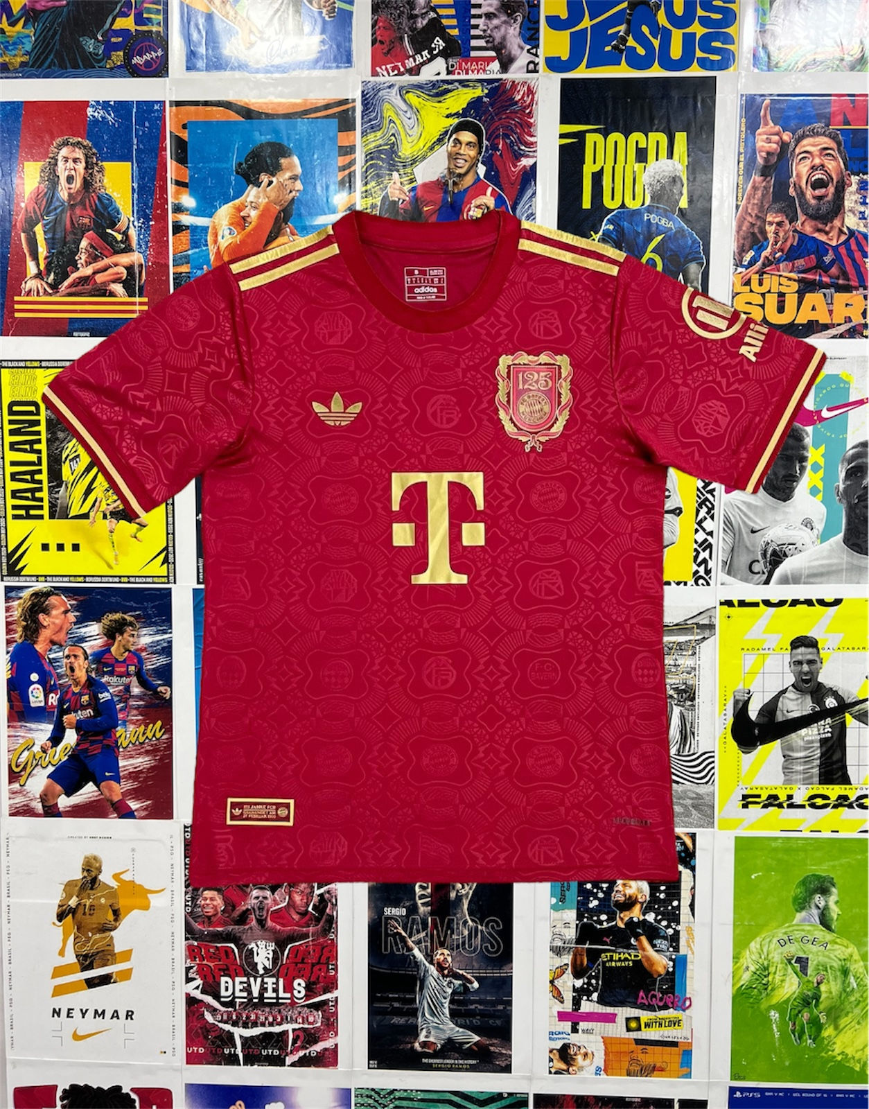 Bayern Munich (125th Anniversary) T-shirt 