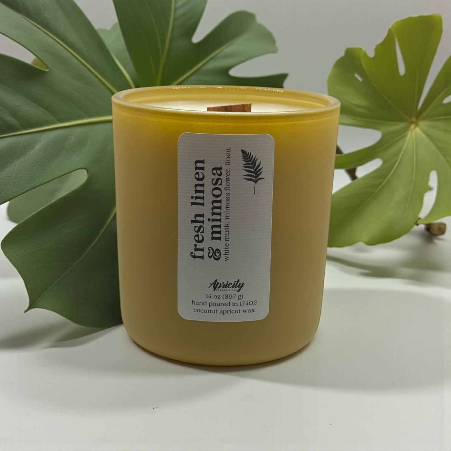 Fresh Linen & Mimosa Candle