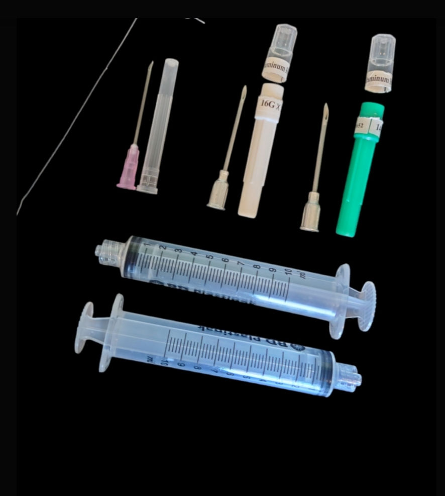 Thumbnail: One tone tackle compact oil and air kit