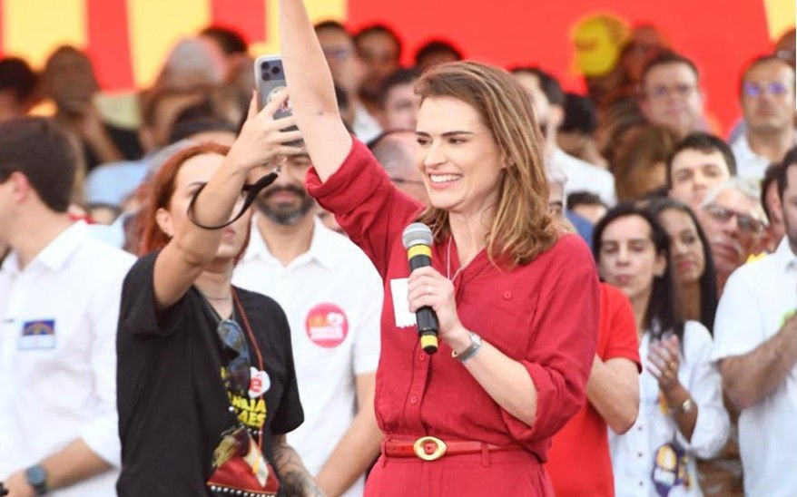 Simplex mostra Marília Arraes na frente para o Senado, com 16,8% das intenções de voto