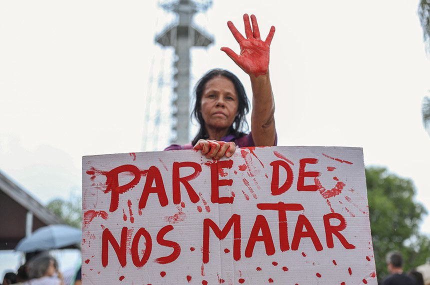 Violência doméstica contra mulheres cresce 28,9% em dias de jogos de futebol, aponta estudo