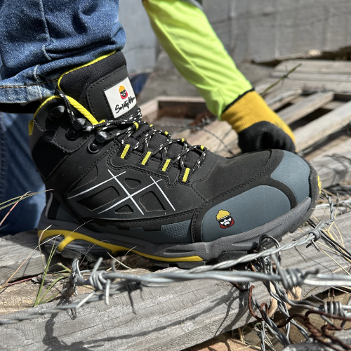 Bota de seguridad modelo KAIJU marca Safety Man