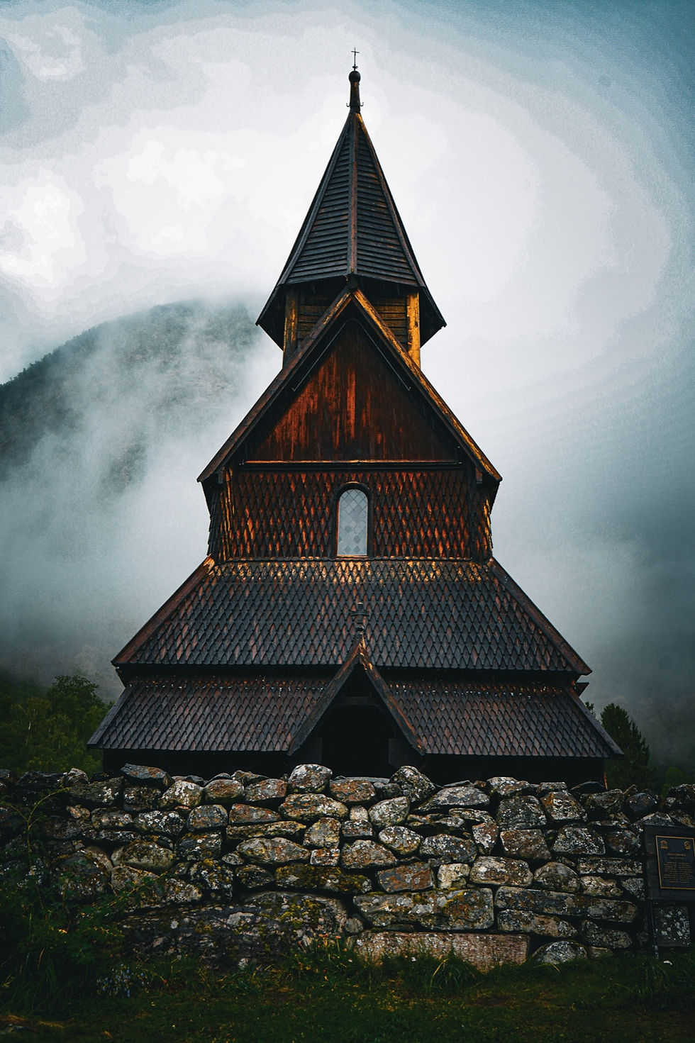 Urnes