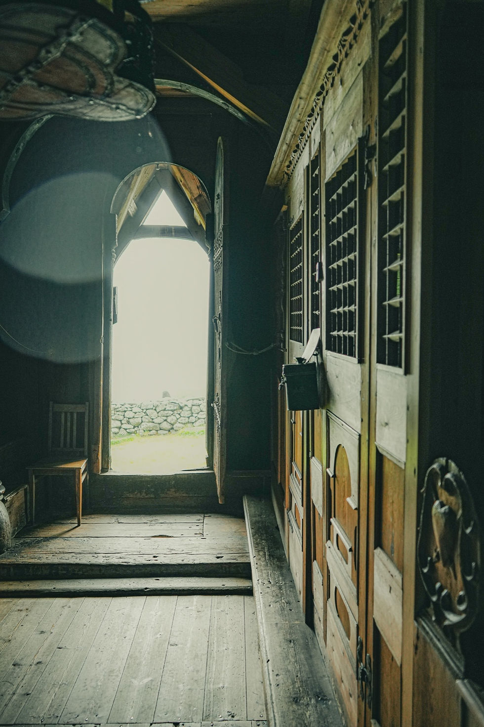 Urnes