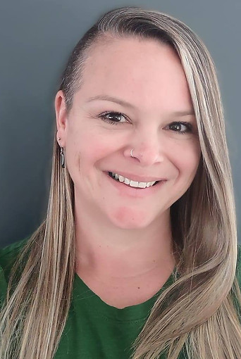 jen head shot.jpg