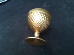 Fake gold cups