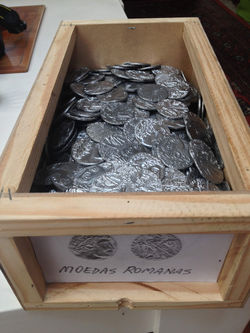 Fake old money