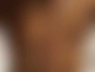Can Dark Skin Benefit from a Spray Tan? Absolutely. Here’s How.