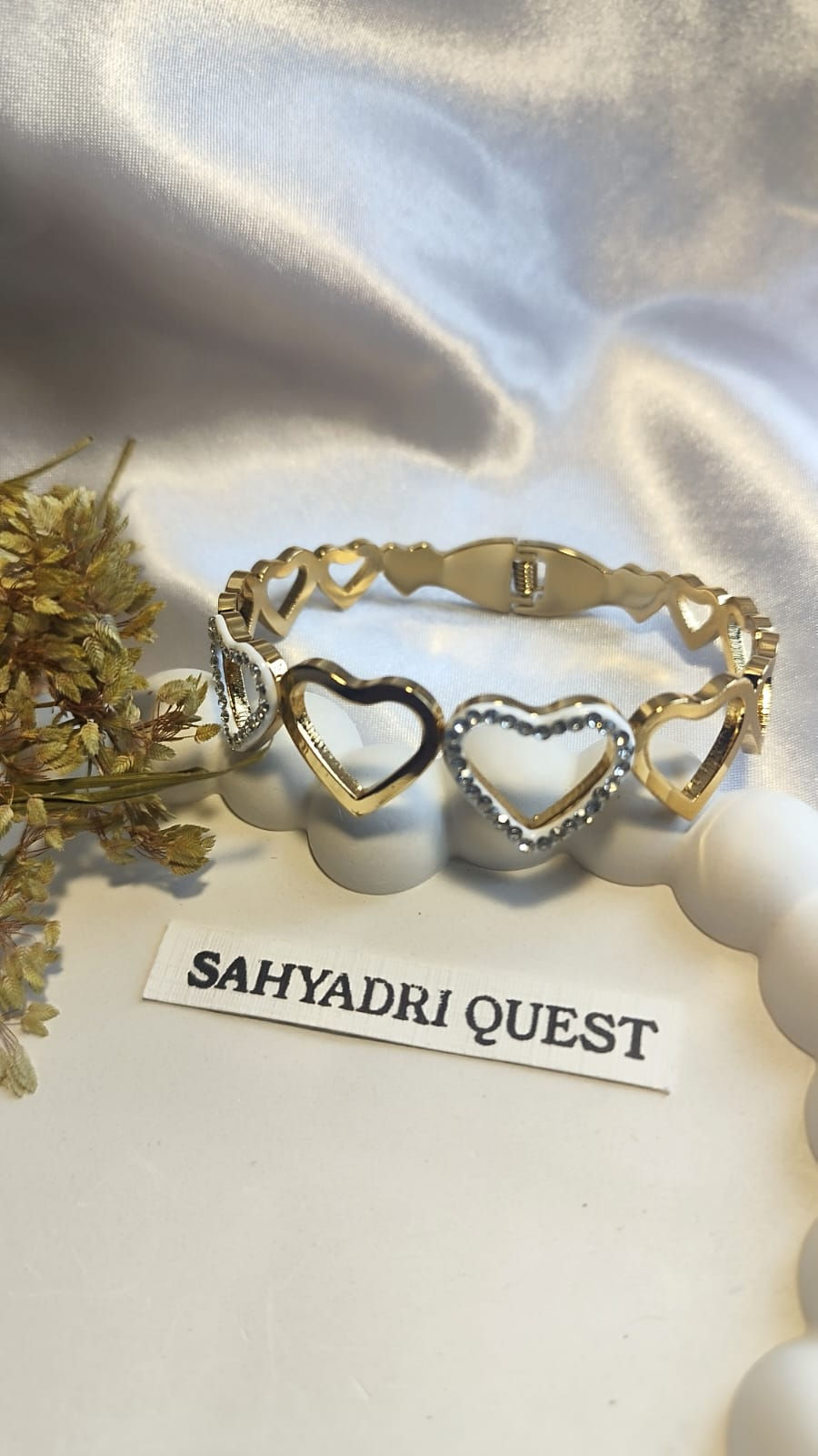 Thumbnail: Heart shape Design kada