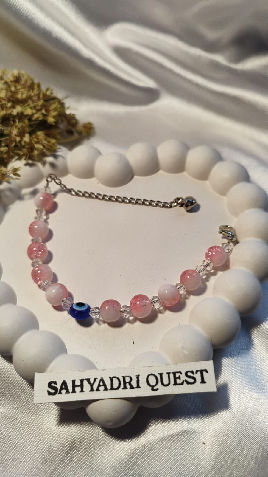 Thumbnail: Adjustable bead bracelet - 02