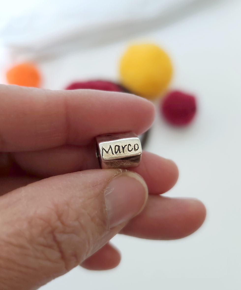 Miniaturbild: Röhrenperlen-Kette mit Hand / Fuß Abdrücke Ihrer Wahl Männer Leder Schmuck