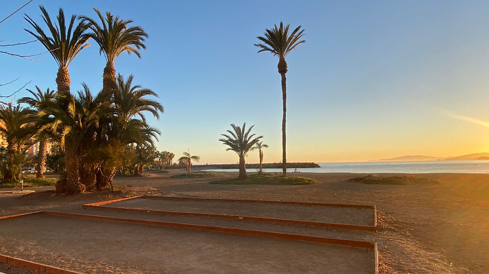 Pétanque sur la plage