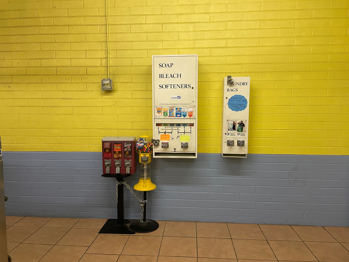 Buck's Kwik-Kleen Laundromat