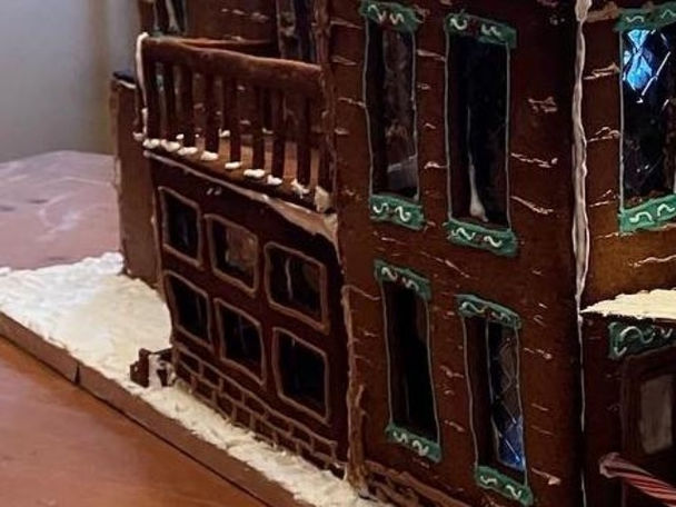 Hannas Victorian House by Joel D. Elhard
