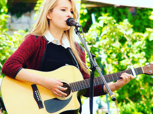 Formby High student sings at a charity ball