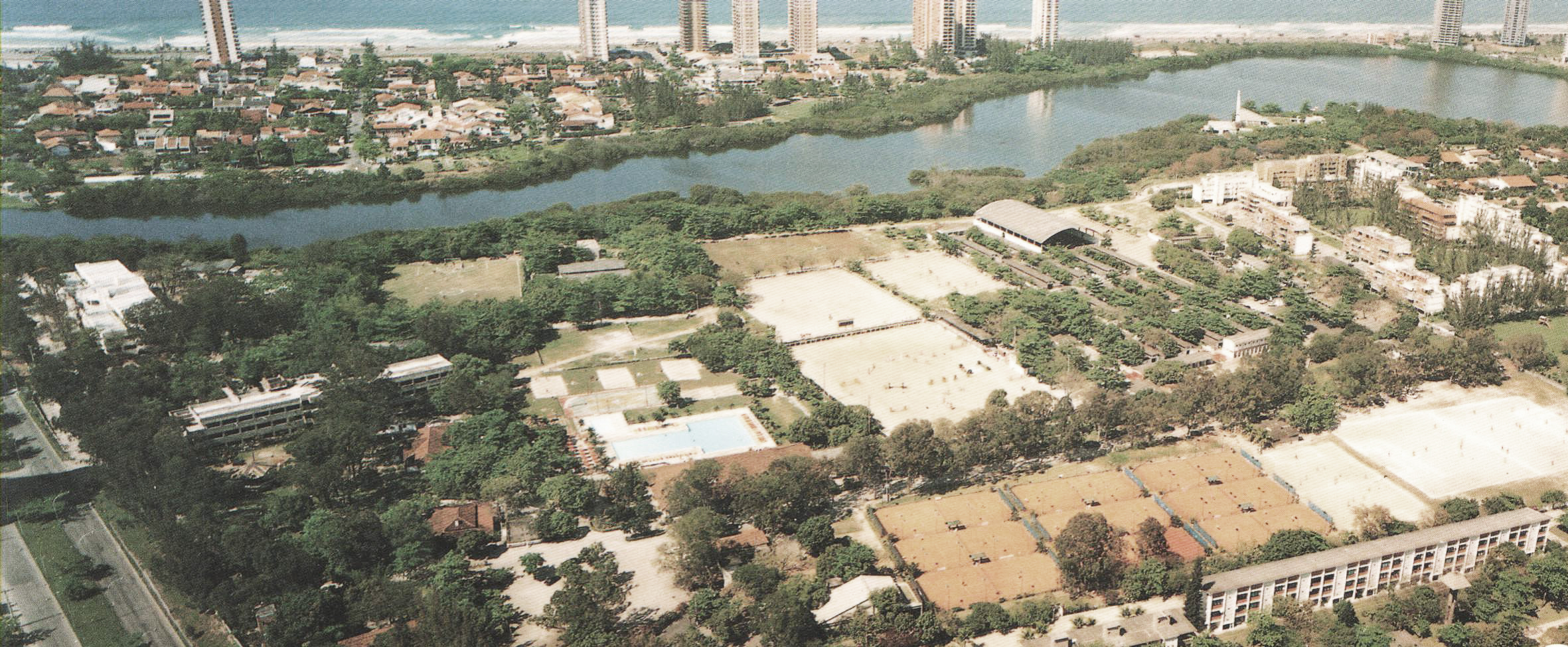Paisagem e áreas do Clube Marapendi