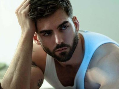 El arte de conocer y disfrutar de nuestro propio cuerpo a través del erotismo