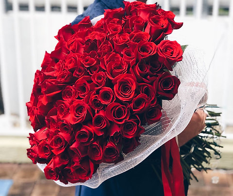 100 Red Roses - Premium Bouquet