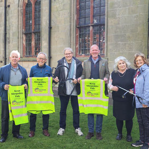 Freedom Fibre Distributes Litter Pick Kits Across North Shropshire