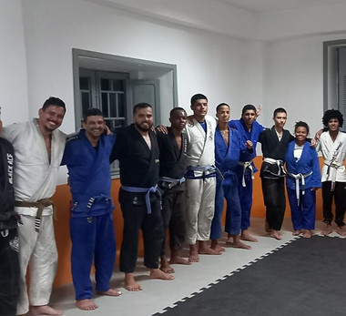 WhatsApp Image 2023-05-07 at 21.28_edited.jpg