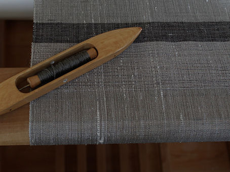 未精練の座繰り糸