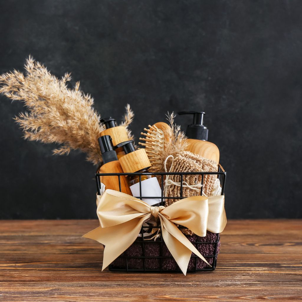 DM+HH™ Gift Bags, Boxes and Baskets