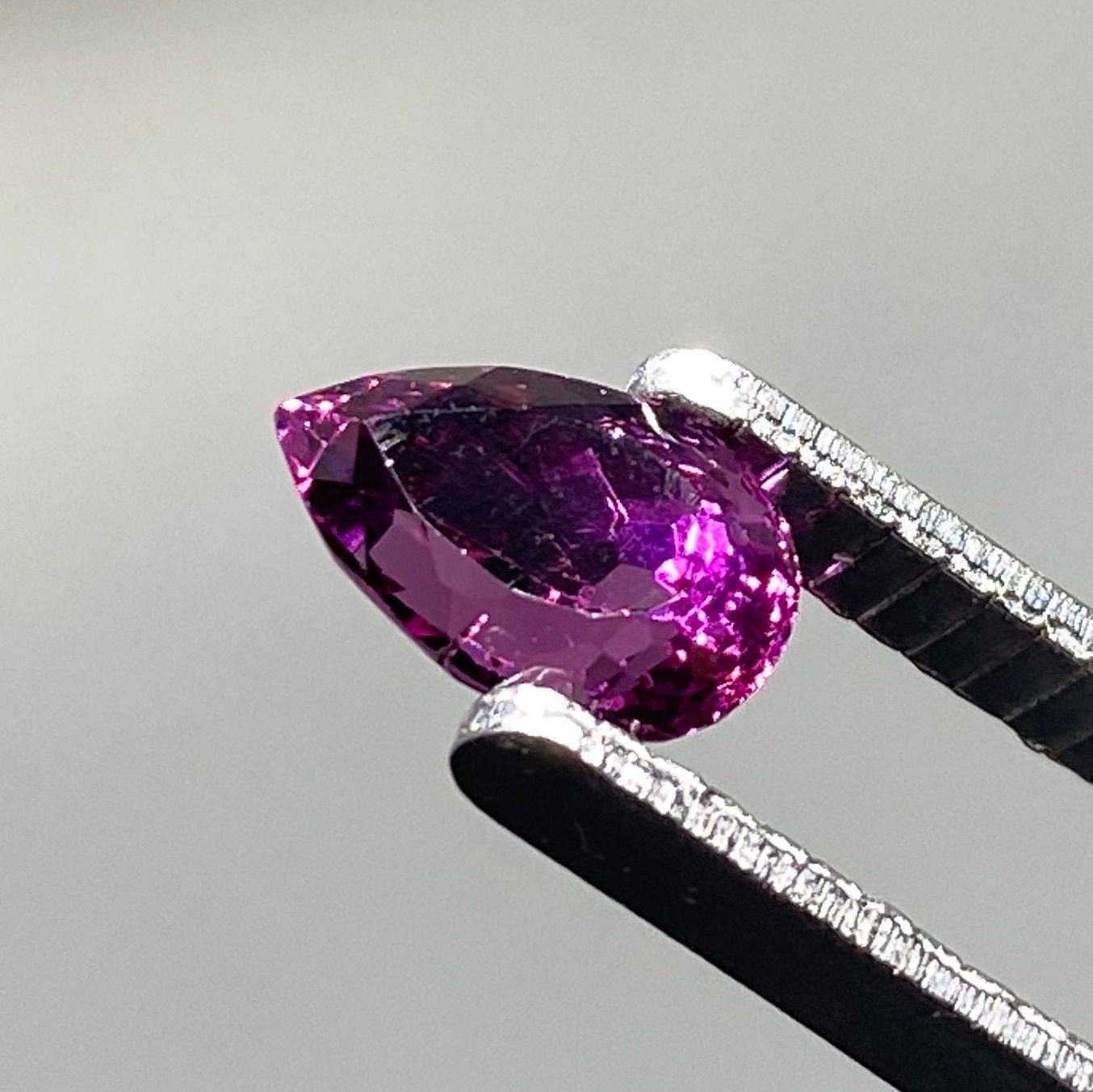 Purple Rhodolite Garnet (1.8ct)