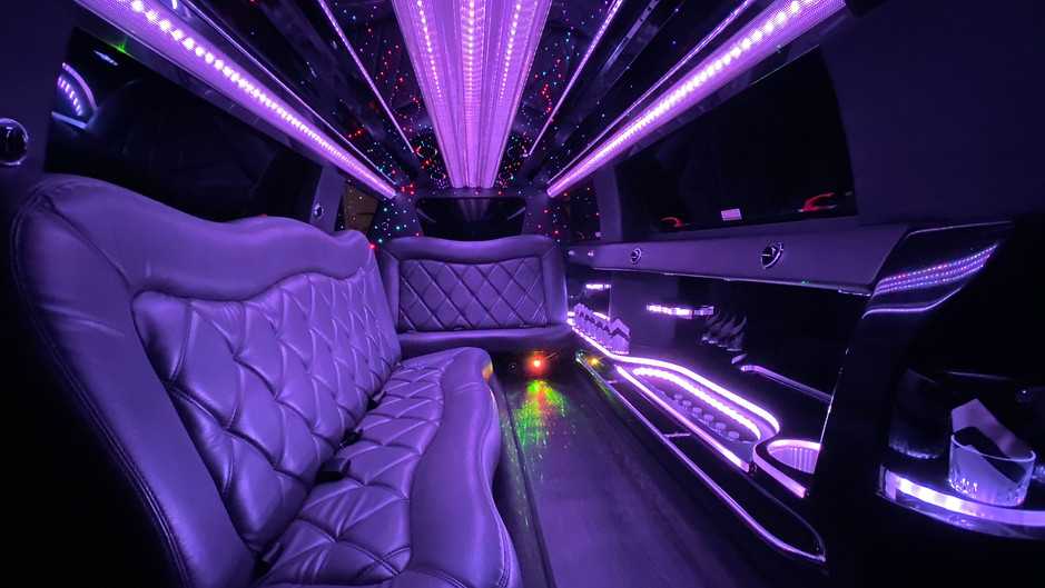 Lincoln MKT stretch limousine
