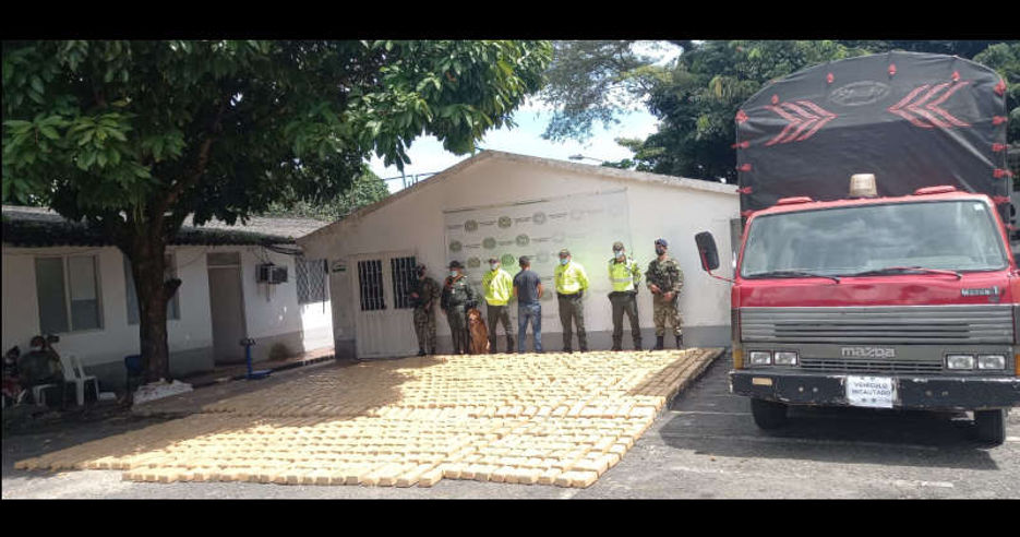 Cerca de Una Tonelada de Marihuana Fue Incautada en Villavicencio
