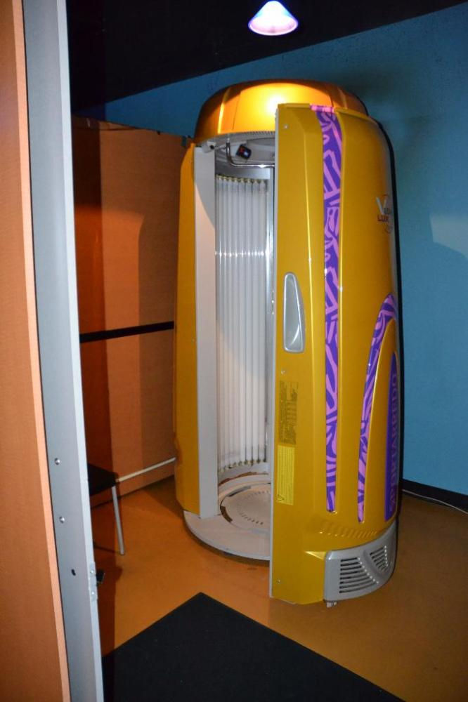 Thumbnail: tanning beds, tanning equipment, tanning bed auction, nj auctioneers, new jersey auction houses