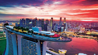 5 Best Rooftop Bars in Singapore 🍻