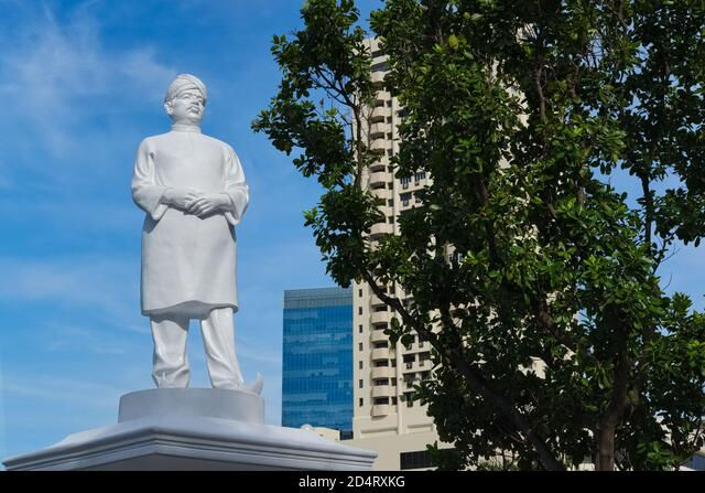Statue of Naraina Pillai