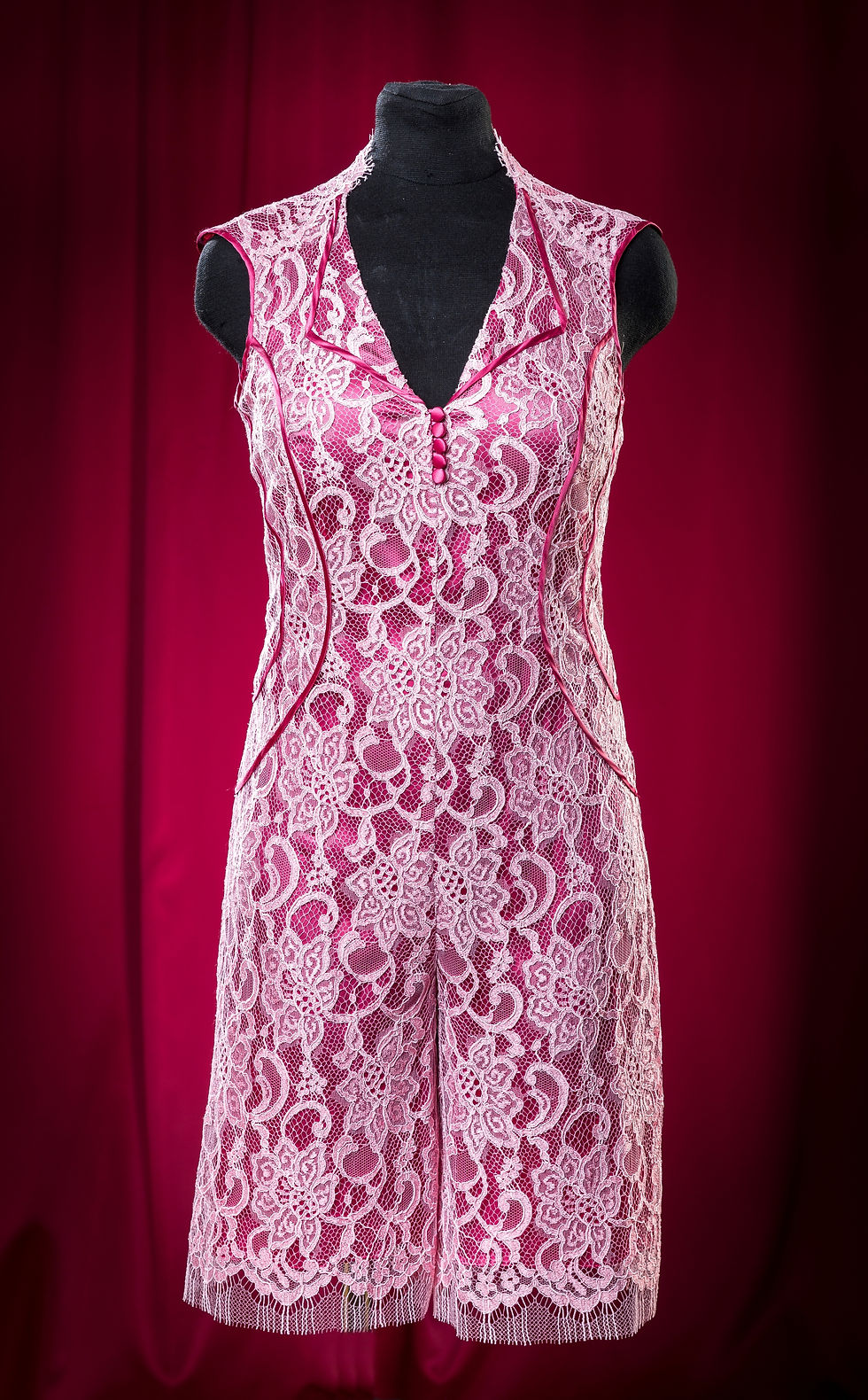 Миниатюра: Комбинезон шелковый кружевной розовый. DressTheatre Couture by Dora Blank