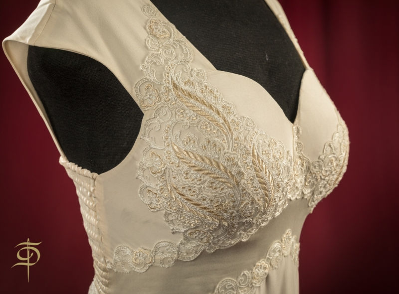 Миниатюра: Milk silk dress with lace decor DressTheatre Couture
