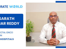 Dr. Sarath Kumar (Reddy) Avula performing robotic colorectal surgery