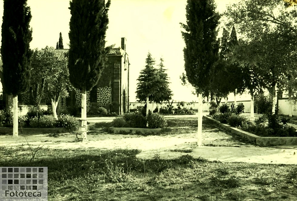 Capilla del Cementerio en los 60