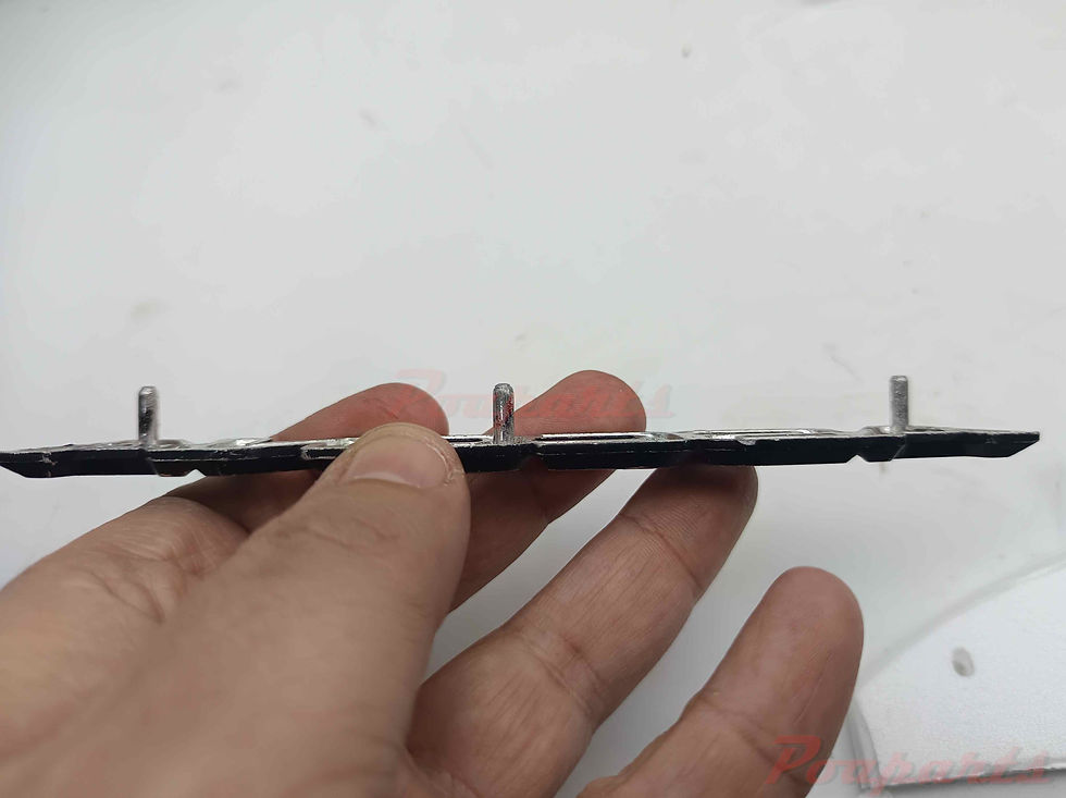 Miniatura: EMBLEMA ORIGINAL OPEL ASCONA