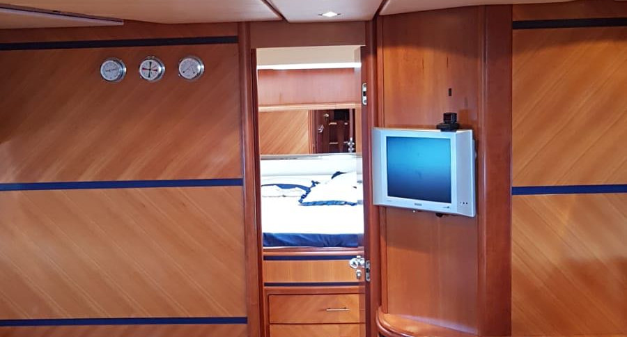 CAYMAN 58 HT | Sardegna Luxury Yacht for Charter Sardinia | Costa Smeralda Poltu Quatu