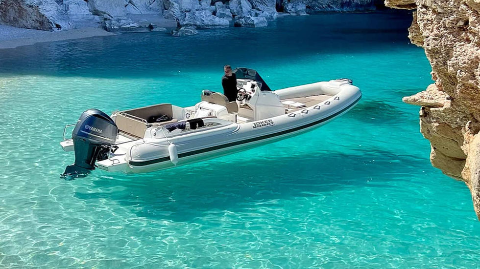 Joker Boat 28 private boat experience in Golfo di Orosei along Costa Baunei Sardinia