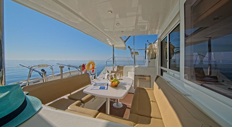 LAGOON 40 |  Luxury Sailing Catamaran Sardinia North