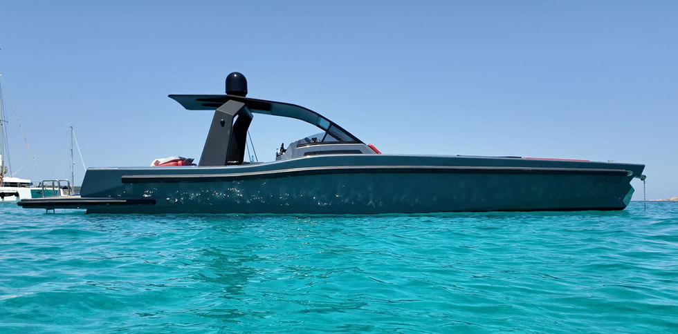 MAORI 50  Luxury Yacht for charter Sardinia Costa Smeralda